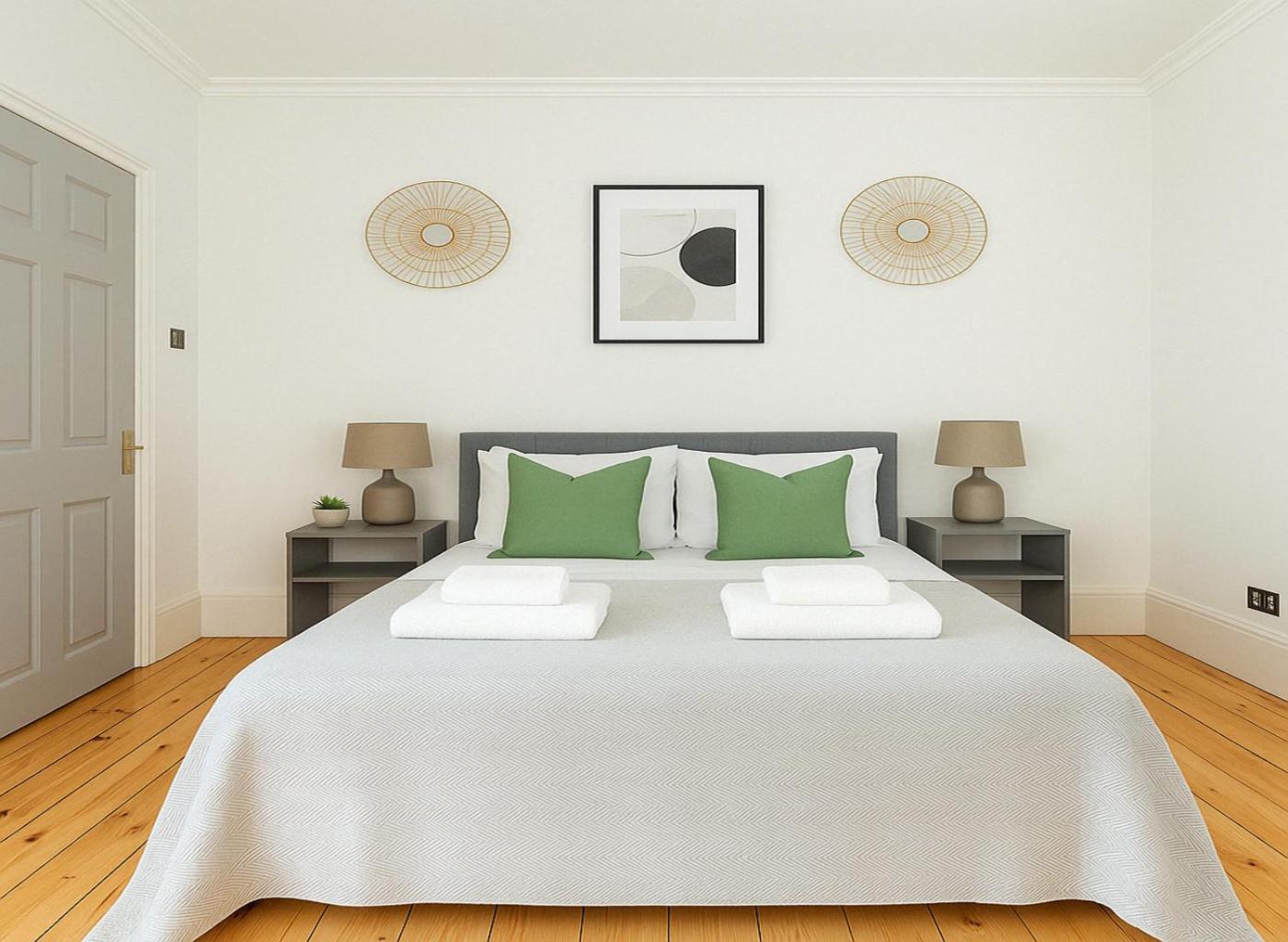 Spacious 2 Bed Flat In Hammersmith * London